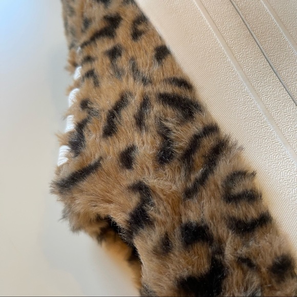 NEW JESSICA SIMPSON FAUX FUR PLATFORM SNEAKERS - Picture 7 of 9